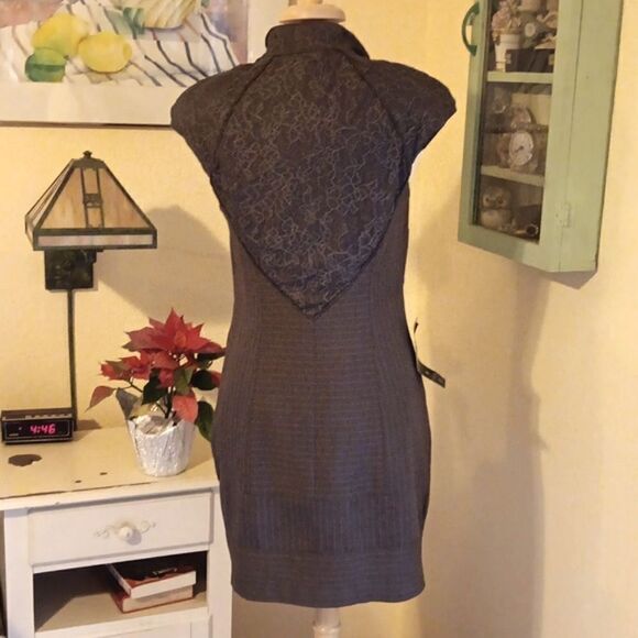 NWT  bebe Lace Dress - Picture 6 of 12